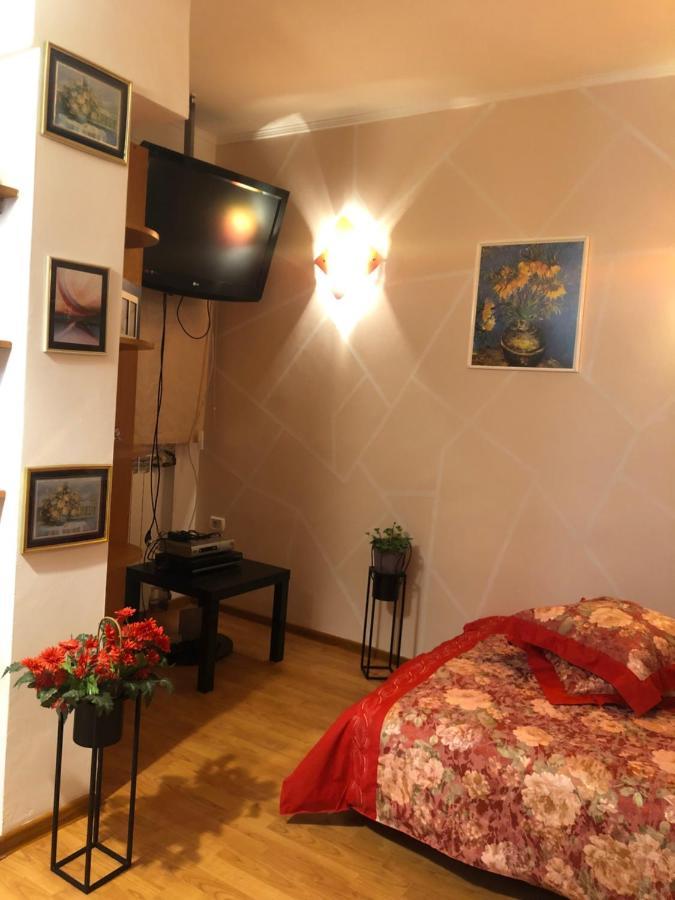 Charming Quiet Studio Coltea Old Town In The Centre Of Bukarest Kültér fotó
