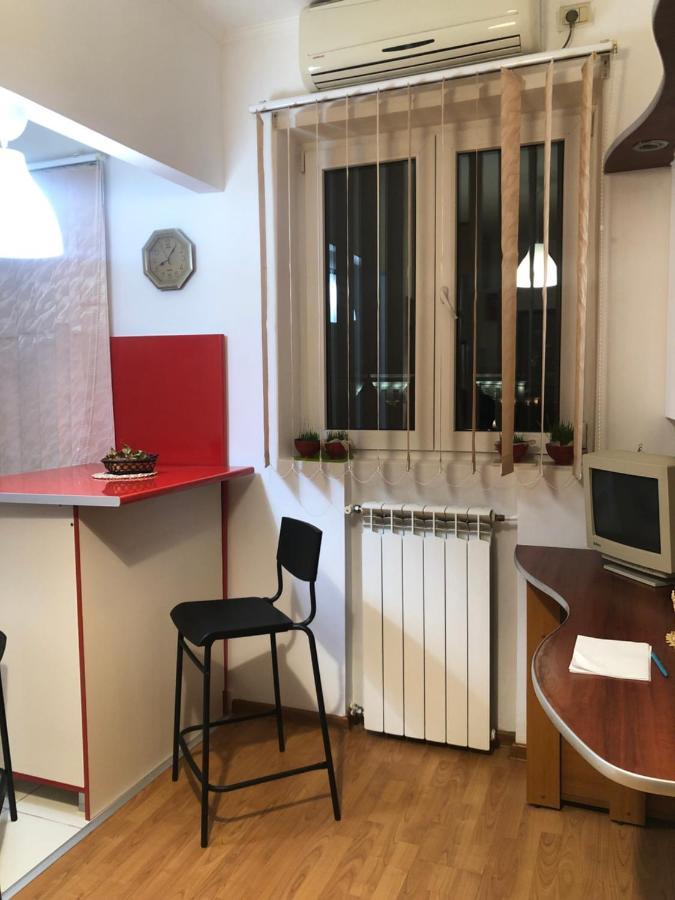 Charming Quiet Studio Coltea Old Town In The Centre Of Bukarest Kültér fotó