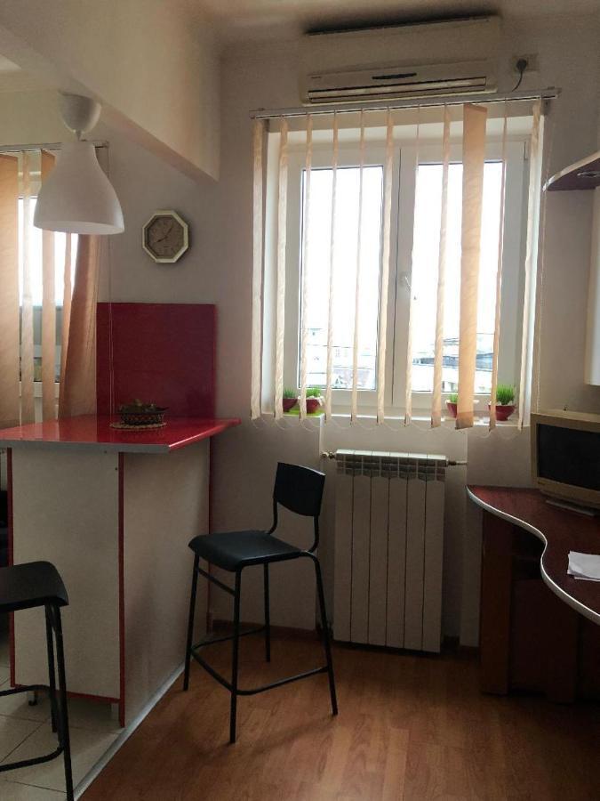 Charming Quiet Studio Coltea Old Town In The Centre Of Bukarest Kültér fotó
