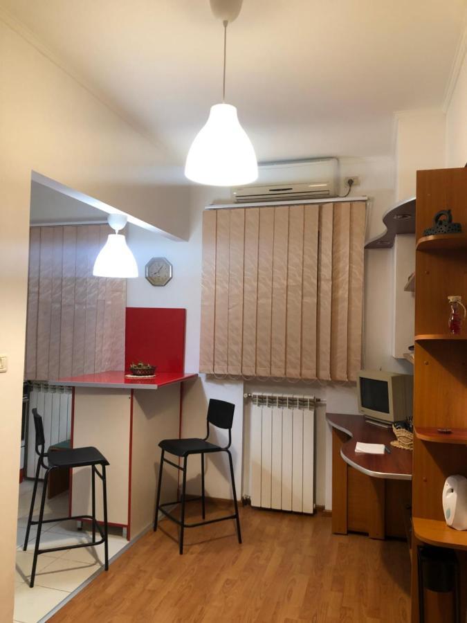 Charming Quiet Studio Coltea Old Town In The Centre Of Bukarest Kültér fotó